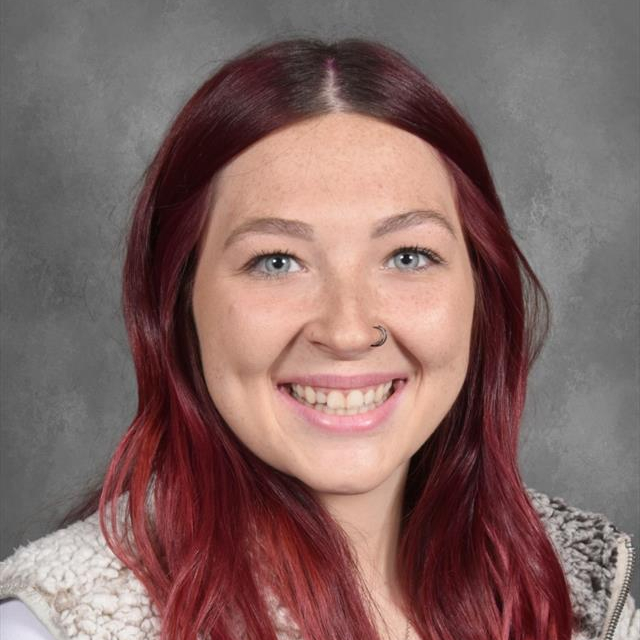 Stephanie Owens Headshot Image 