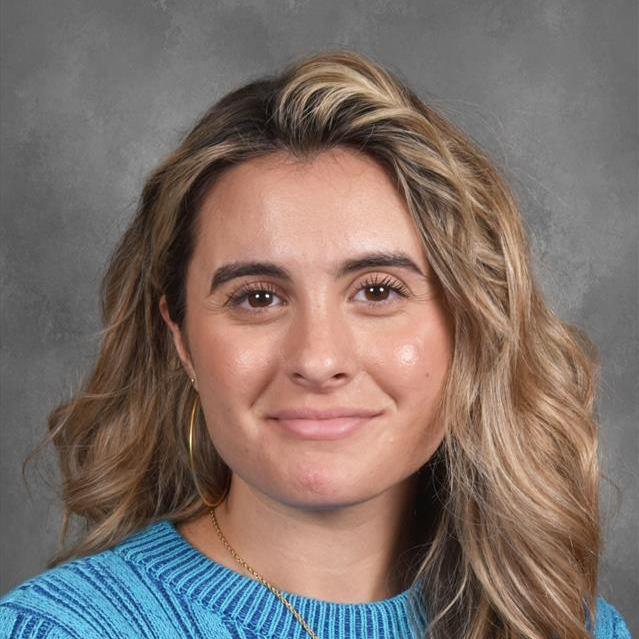  Laura DaSilva Headshot Image 