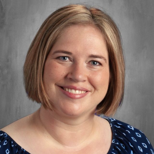 Coach Lauren Mkina